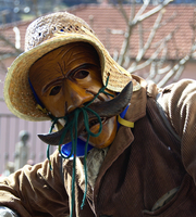 des masques en bois fait à la main